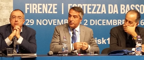Innovazione organizzativa e sostenibilit&#224; della sanit&#224; pubblica. Firenze, 29 novembre e 1 dicembre 2016